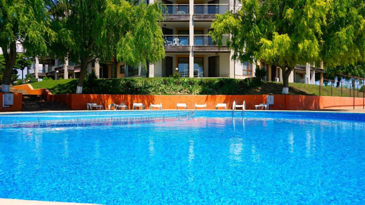 Морски Апартаменти Джулай Морнинг - July Morning Sea View Apartments Kavarna Kültér fotó
