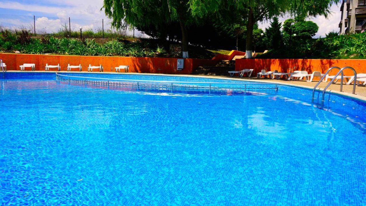 Морски Апартаменти Джулай Морнинг - July Morning Sea View Apartments Kavarna Kültér fotó