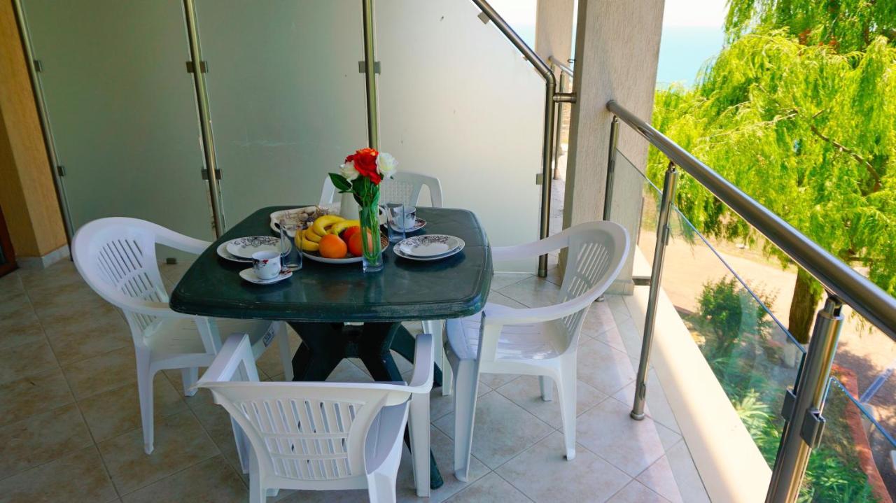 Морски Апартаменти Джулай Морнинг - July Morning Sea View Apartments Kavarna Kültér fotó