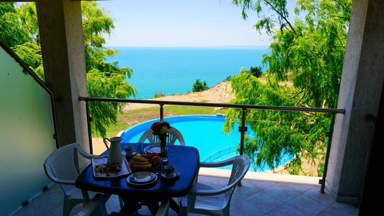 Морски Апартаменти Джулай Морнинг - July Morning Sea View Apartments Kavarna Kültér fotó