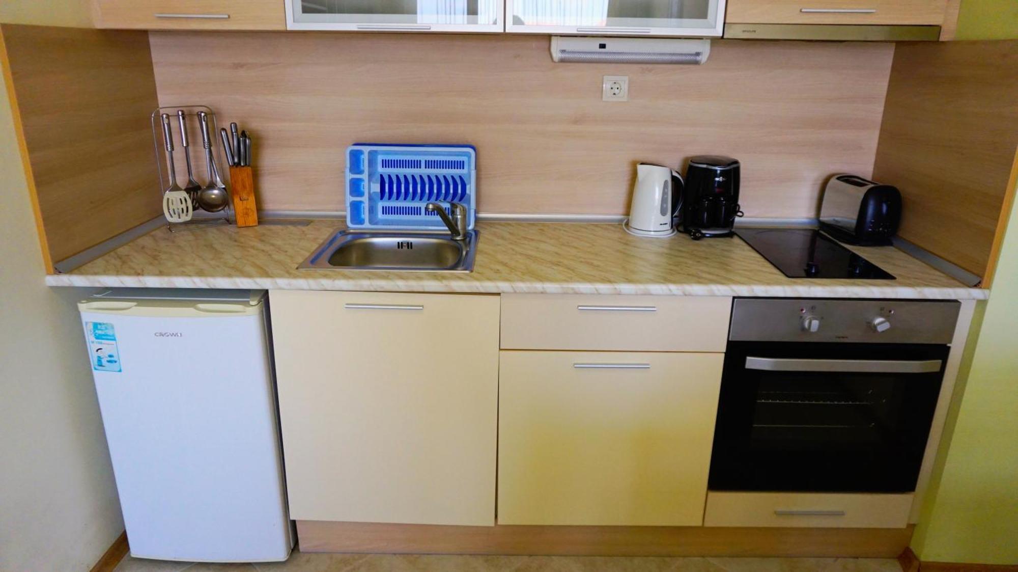 Морски Апартаменти Джулай Морнинг - July Morning Sea View Apartments Kavarna Szoba fotó